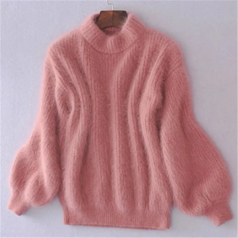 Rosa Strickpullover mit Rollkragen und gerippten Bündchen an Ärmeln