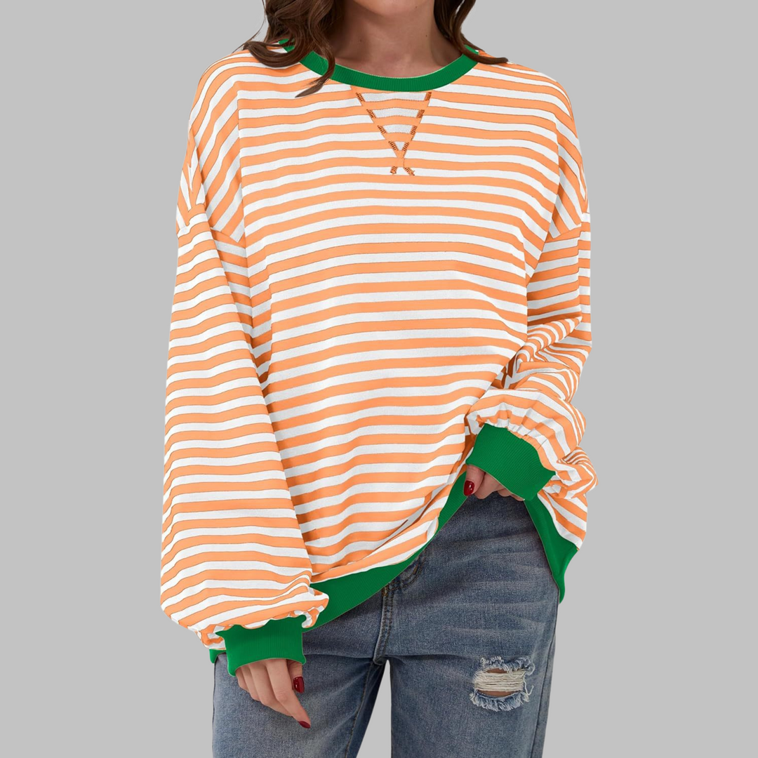 Orange-weiß gestreiftes Oversize-Sweatshirt mit grünen Kontrastbündchen und Seitenschlitz