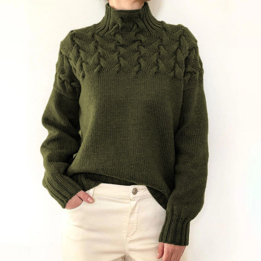 Olivgrüner Rollkragenpullover mit Zopfmuster und lockerer Passform