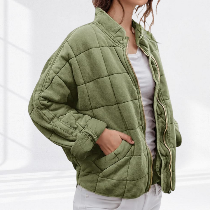 Khakigrüne Steppjacke mit Stehkragen, Detailansicht der Kastensteppung