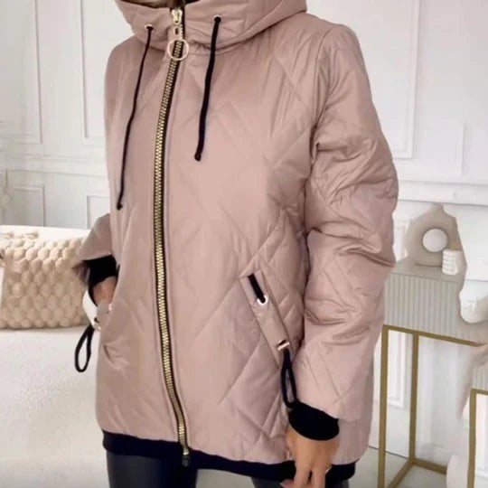 Taillierte Winterjacke rosa mit hohem Kragen und Kordelzug