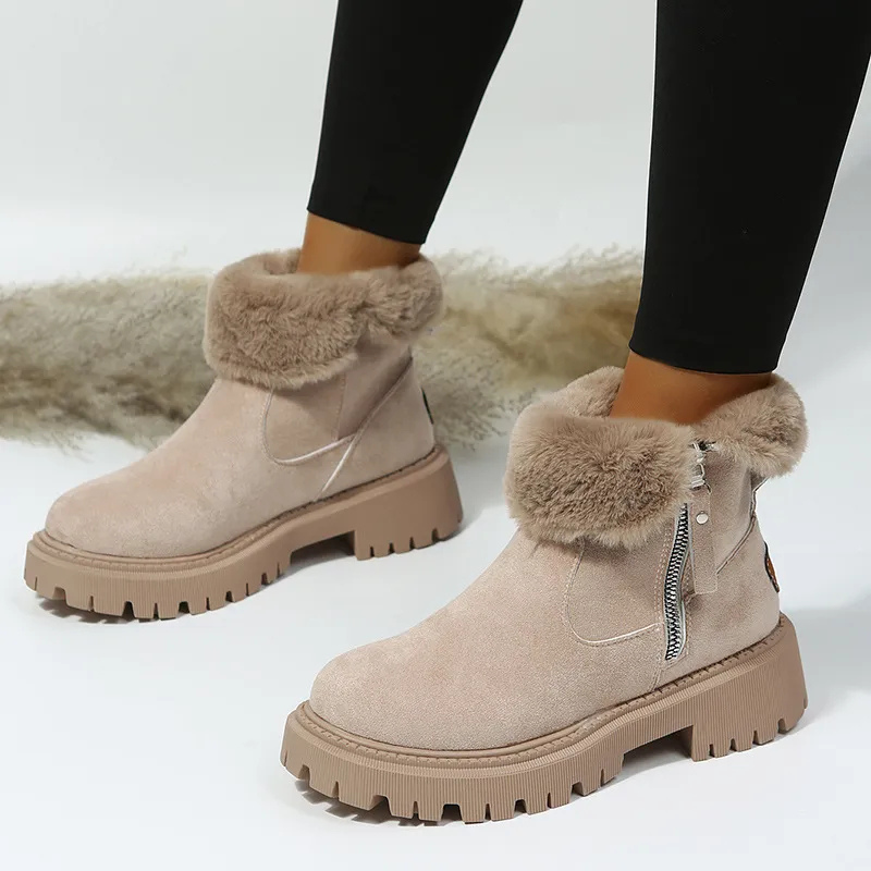 Beige Stiefeletten mit Kunstfell und Plateausohle im Wildleder-Look