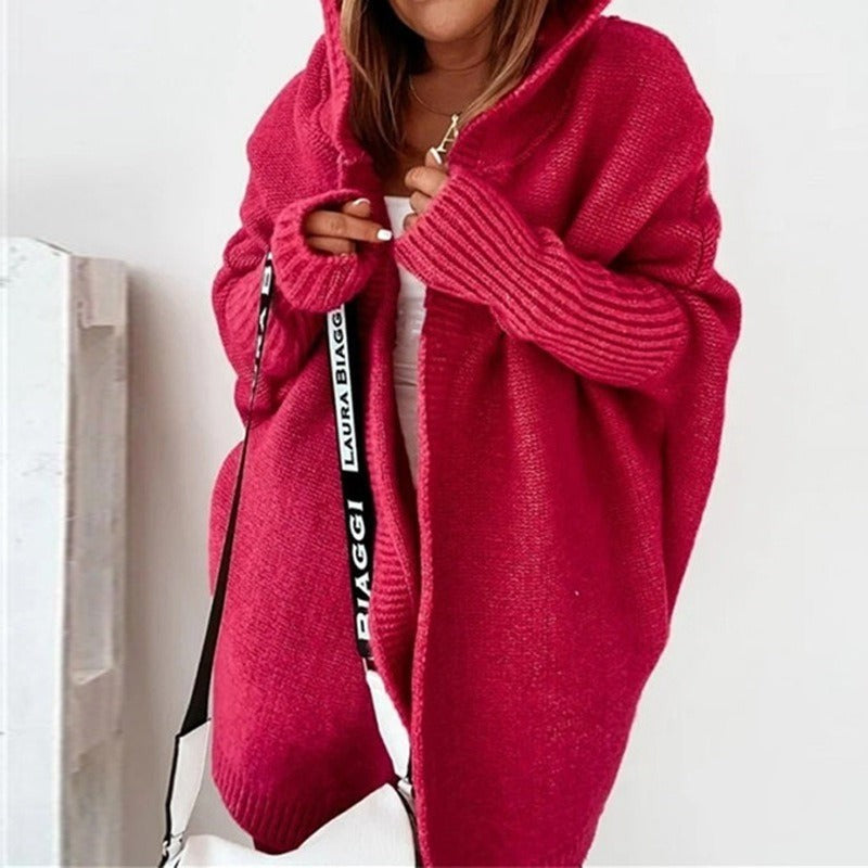 Pinkfarbene Strickjacke mit Kapuze im Oversize-Design