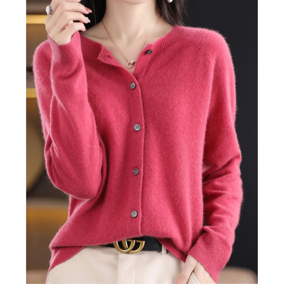 Charlotte | Damen Strickjacke mit Rundhalsausschnitt Knopfleiste Gerippten Bündchen Taillierter Schnitt - image 1
