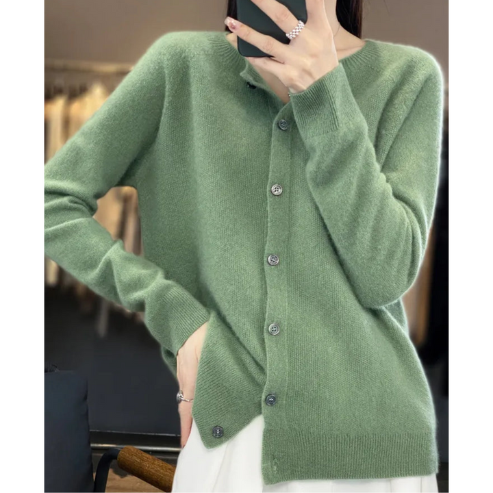 Charlotte | Damen Strickjacke mit Rundhalsausschnitt Knopfleiste Gerippten Bündchen Taillierter Schnitt - image 13