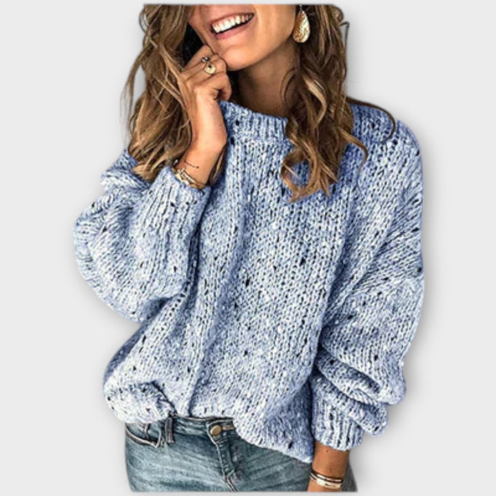 Meliertes Strick-Sweatshirt in Hellblau mit Lochstrickmuster und weiten Ärmeln