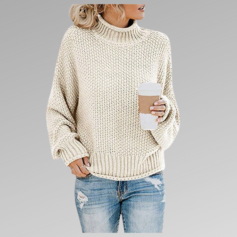 Cremefarbener Strickpullover mit Rollkragen und weiten Ärmeln