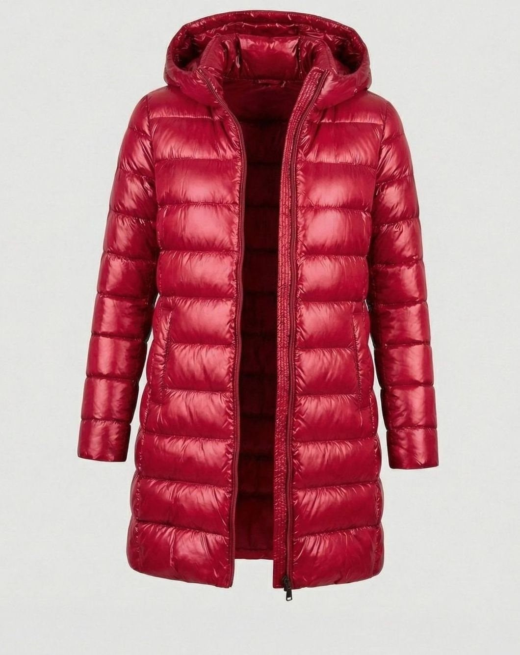 Knielange Winterjacke in leuchtendem Rot mit Kapuze und Steppmuster