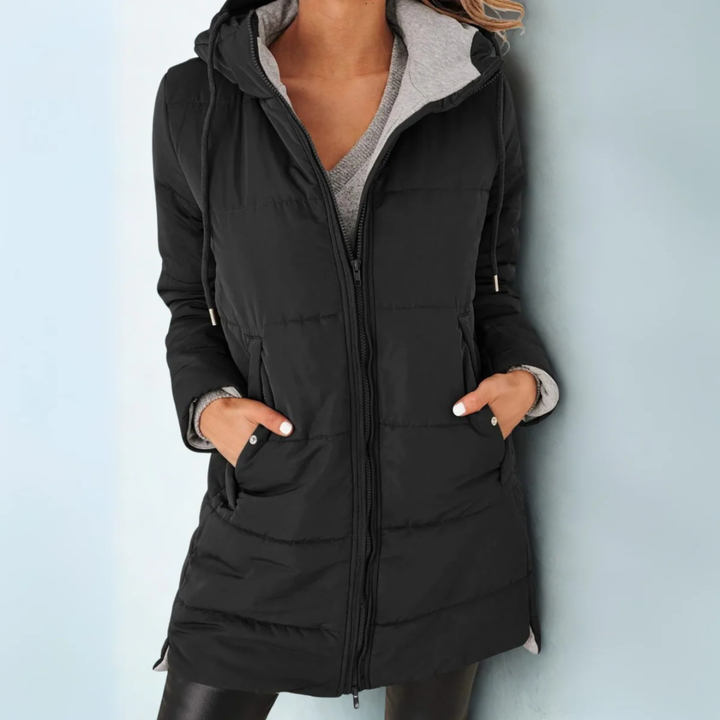 Schwarze Steppjacke mit Kapuze und grauem Kontrastfutter, langärmlig