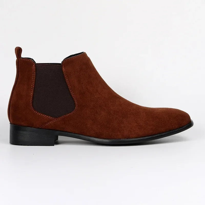 Chelsea Boots Herren cognacbraun Wildlederoptik mit elastischen Seiteneinsätzen seitlich
