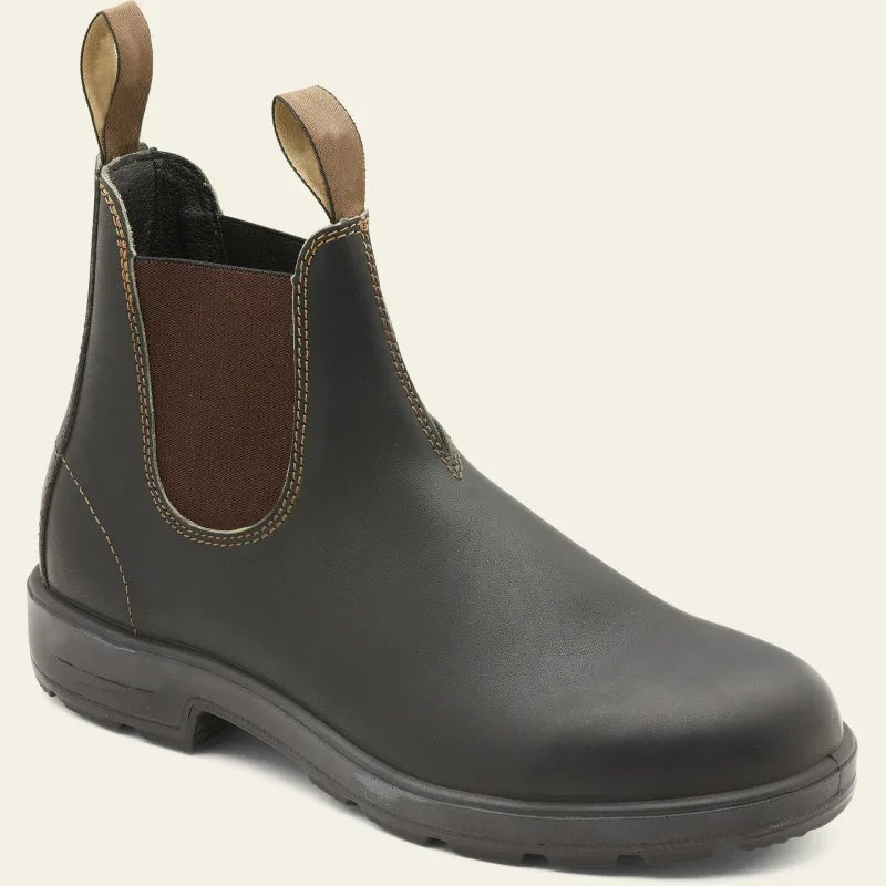 Chelsea-Boot aus veganem Leder in Braun mit elastischen Seiteneinsätzen und Zugschlaufen