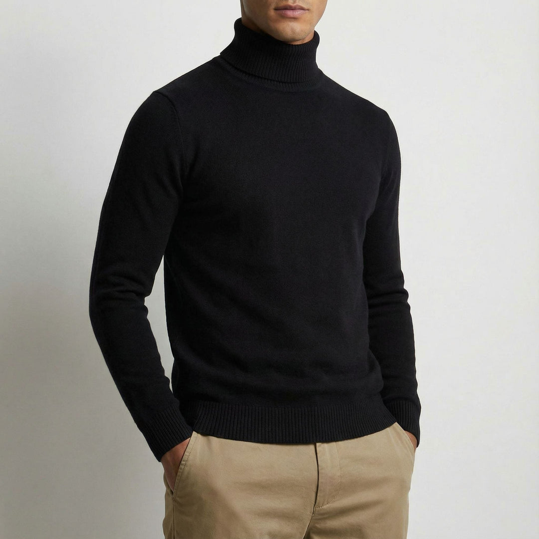 Schwarzer Feinstrick-Rollkragenpullover mit hohem Kragen, Nahaufnahme Oberkörper