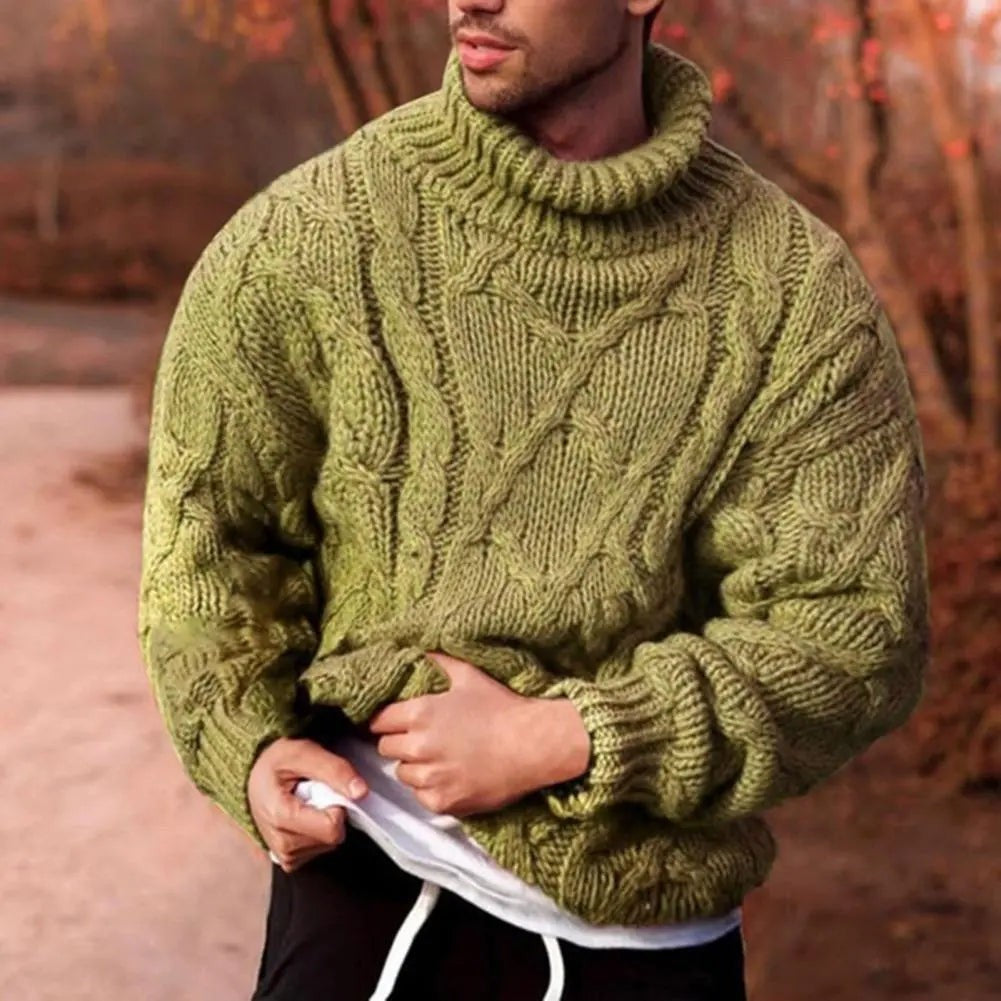Grobstrick Rollkragenpullover Herren in Olivgrün mit Zopfmuster und Oversize-Schnitt
