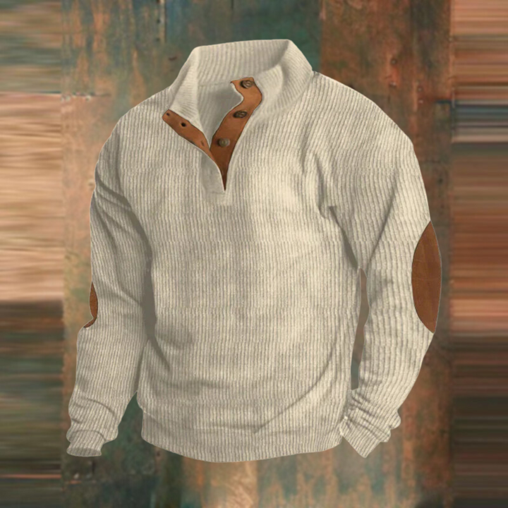 Strickpullover in Beige mit Knopfleiste und Ellenbogenpatches aus veganem Leder