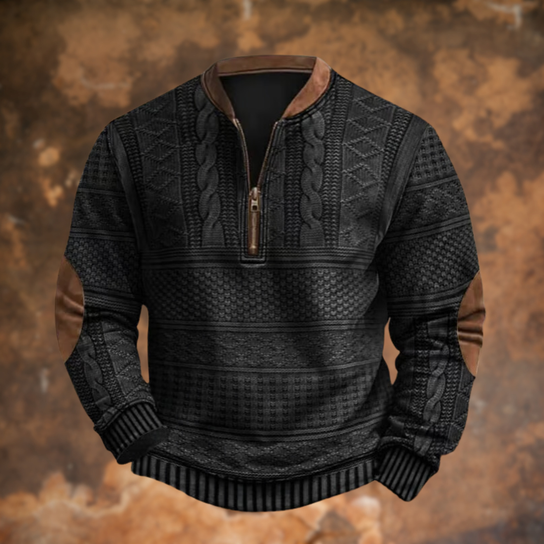 Schwarzer Herrenpullover mit Zopfmuster, Stehkragen und braunen Ellenbogen-Patches