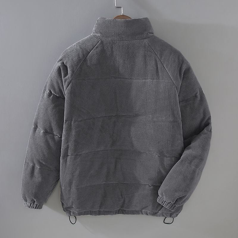 Rückansicht graue Cord-Winterjacke mit Kordelzug-Saum und Stehkragen