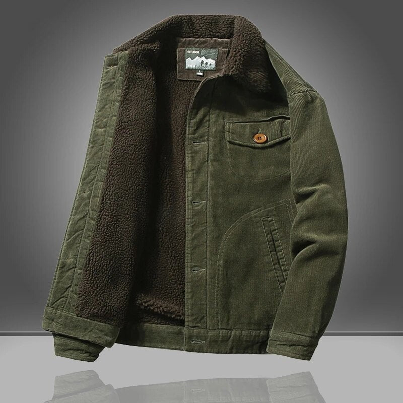 Olivgrüne Herrenjacke aus Cord mit Teddyfell-Futter und Kragen