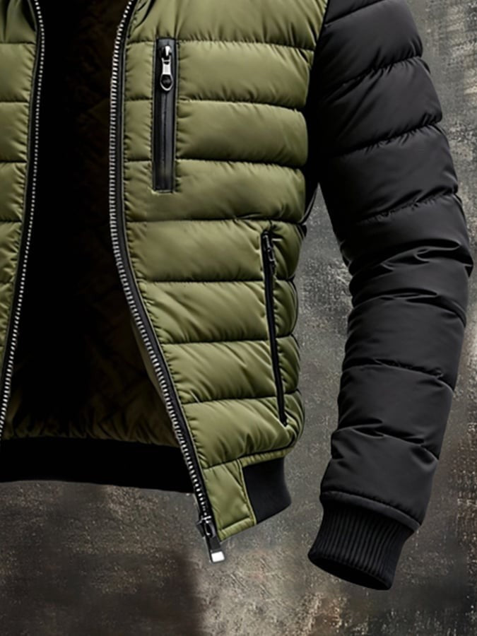 Nahaufnahme Ärmel und Brusttasche der olivgrünen Steppjacke mit Reißverschluss