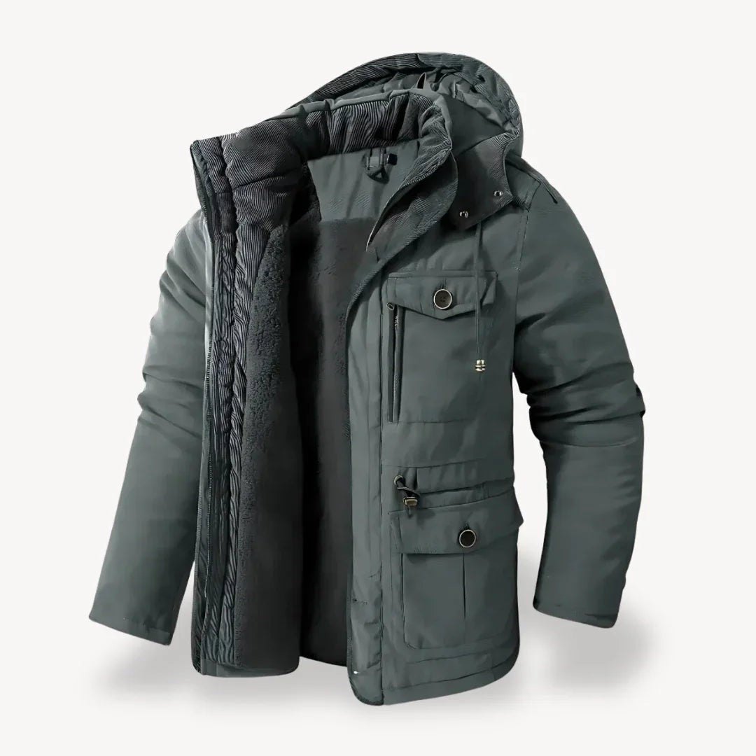 Herrenjacke in Dunkelgrün mit Kapuze, kuscheligem Innenfutter und Cargo-Taschen