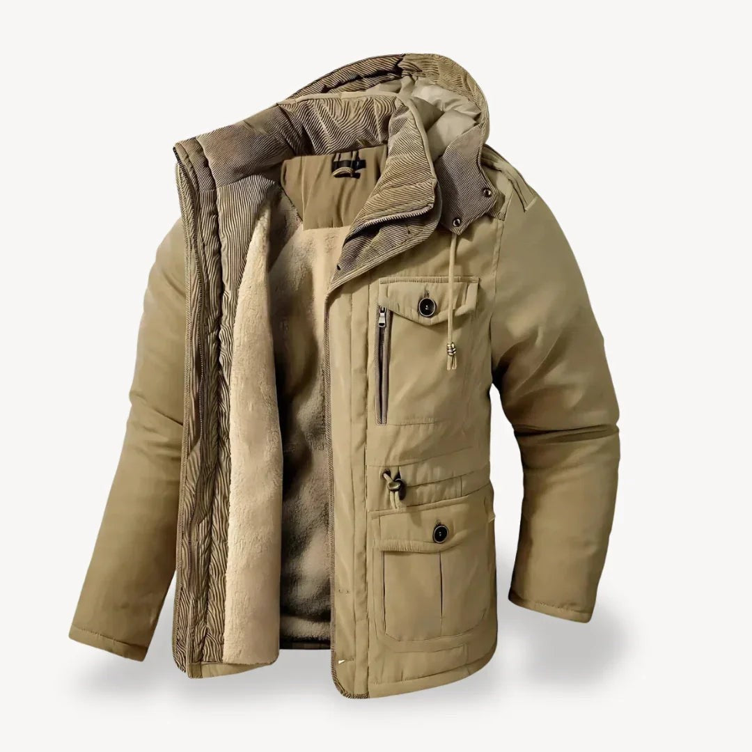 Winterjacke in Beige mit Fellkapuze, warmem Futter und praktischen Taschen