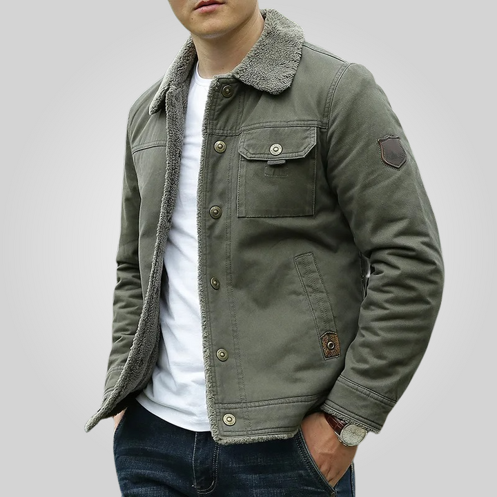 Herren Winterjacke in Oliv mit Kunstfellkragen und Brusttasche
