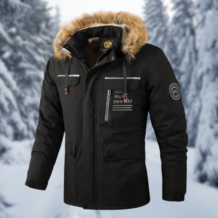 Winterjacke Anton in Schwarz mit Kapuze und mehreren Taschen